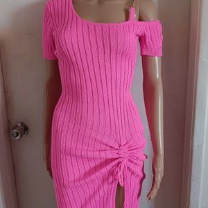 Super Sexy Elan Pink Bodycon Striped Ruched bottom with golden chain size 4-6